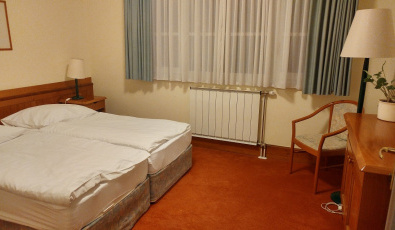 Hotel Szpalma Porva-Szpalmapuszta
