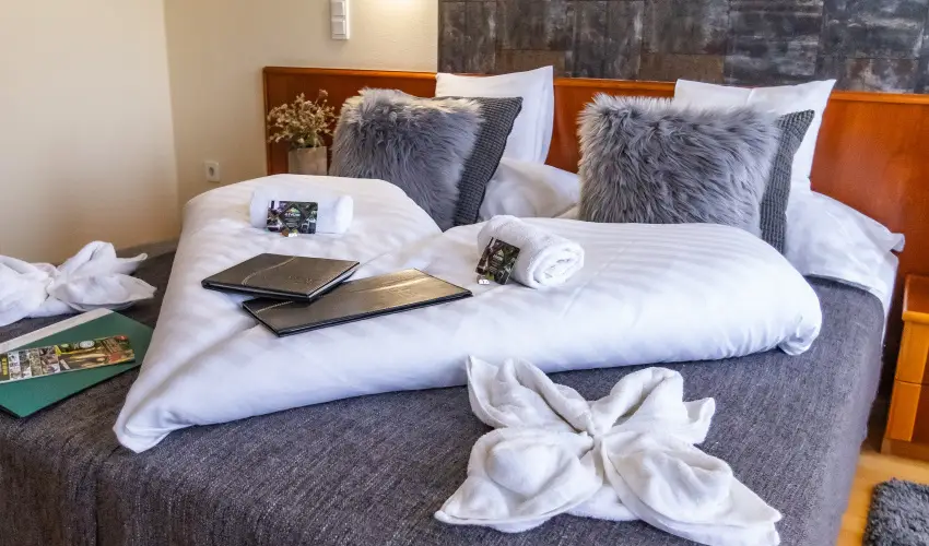 4 vszak Hegyihotel Mtrahza - Kedvezmnyes r csaldok rszreak (1 jtl)