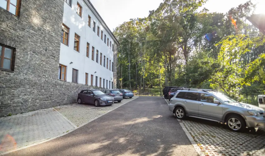 4 vszak Hegyihotel Mtrahza - Kedvezmnyes r csaldok rszreak (1 jtl)