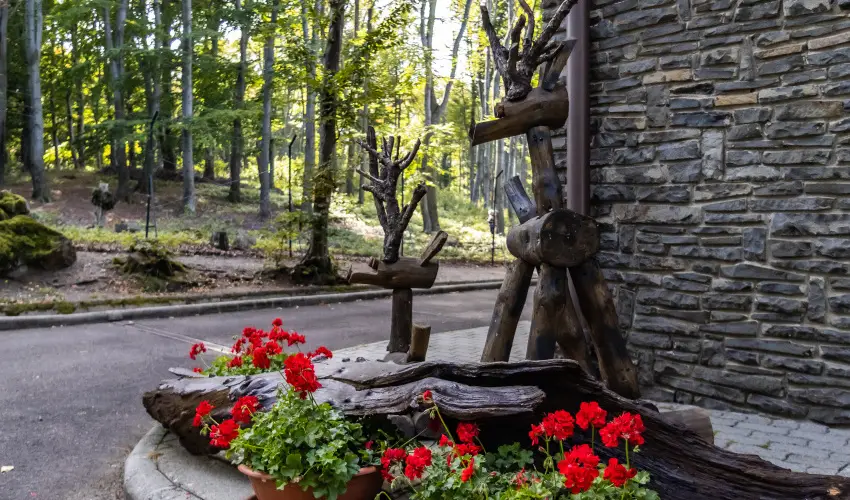 4 vszak Hegyihotel Mtrahza - Kedvezmnyes r csaldok rszreak (1 jtl)