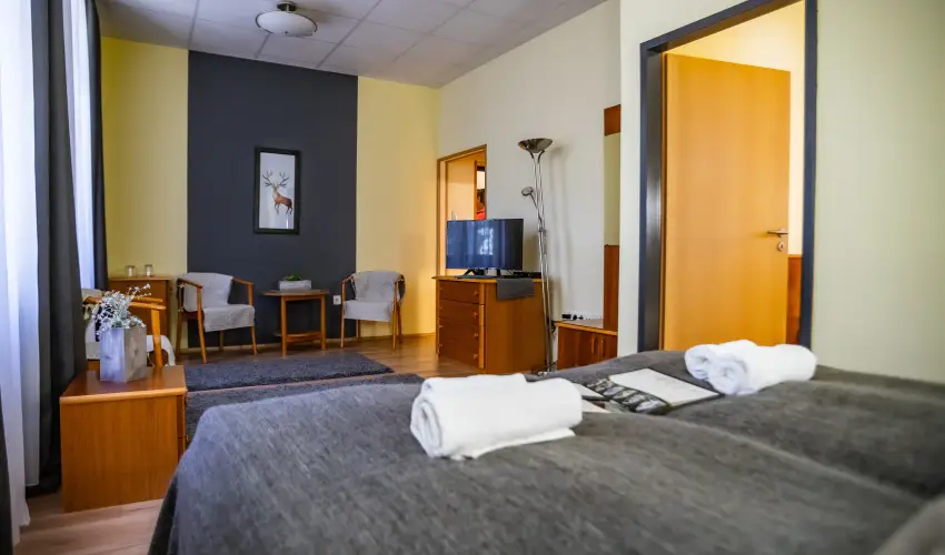 4 vszak Hegyihotel Mtrahza - Kedvezmnyes r csaldok rszreak (1 jtl)