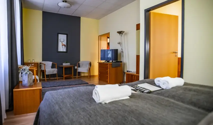 4 vszak Hegyihotel Mtrahza - Kedvezmnyes r csaldok rszreak (1 jtl)