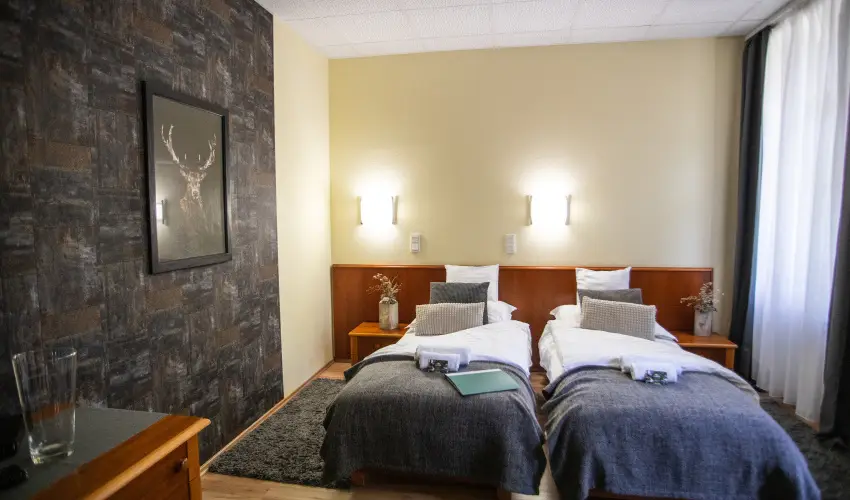 4 vszak Hegyihotel Mtrahza - Kedvezmnyes r csaldok rszreak (1 jtl)