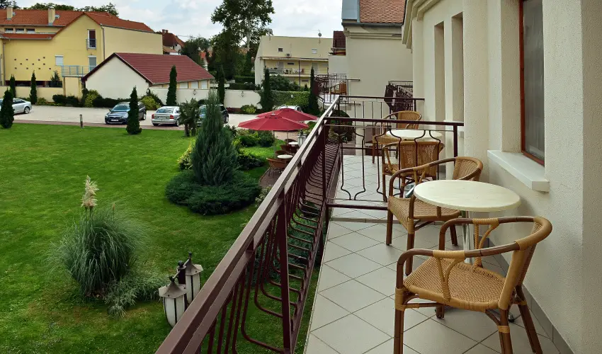 Ametiszt Hotel Harkány - Kedvezményes ár családok részéreak reggelis ellátással