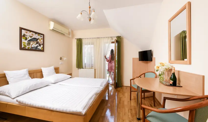 Ametiszt Hotel Harkány - Kedvezményes ár családok részéreak reggelis ellátással