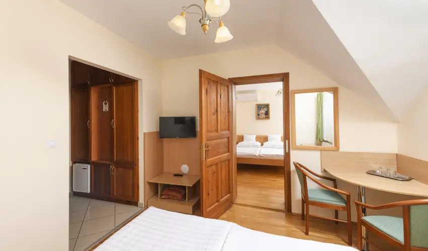 Ametiszt Hotel Harkány - Kedvezményes ár családok részéreak reggelis ellátással