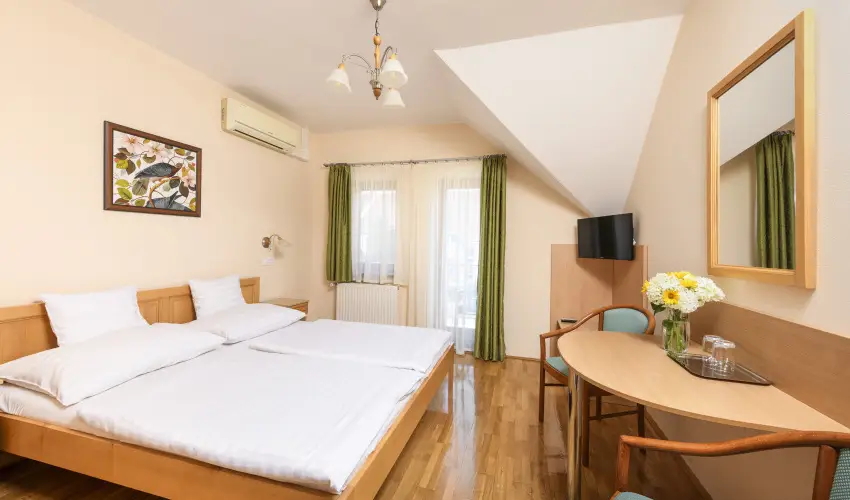 Ametiszt Hotel Harkány - Kedvezményes ár családok részéreak reggelis ellátással