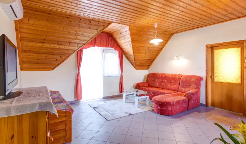 Andrea Villa Hvz - Kedvezmnyes r csaldok rszreak (1 jtl)