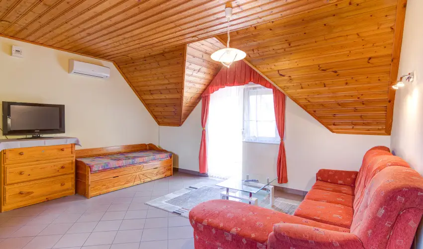 Andrea Villa Hvz - Kedvezmnyes r csaldok rszreak (1 jtl)