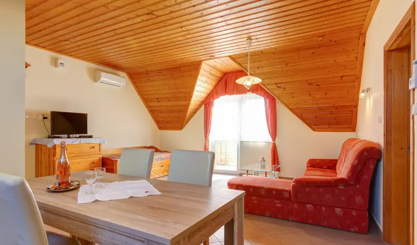 Andrea Villa Hvz - Kedvezmnyes r csaldok rszreak (1 jtl)