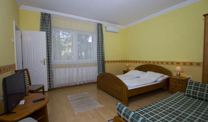 Anna Vendghz Hajdszoboszl - Kedvezmnyes r csaldok rszreak (1 jtl)