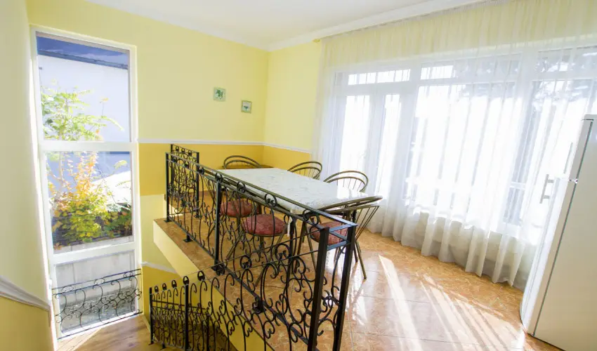 Anna Vendghz Hajdszoboszl - Kedvezmnyes r csaldok rszreak (1 jtl)