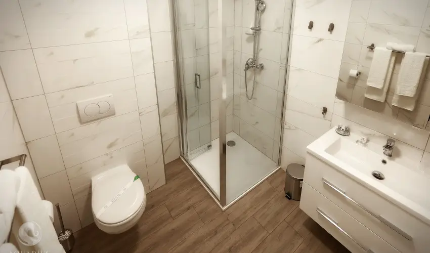Aquarius Apartments Miskolctapolca - Kedvezm�nyes �r csal�dok r�sz�reak (1 �jt�l)