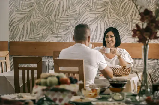 Aquatherm Hotel - Kedvezmnyes r csaldok rszreak reggelis elltssal (1 jtl)