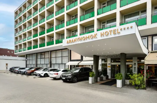 Aranyhomok Hotel Business & Relax - El�refizet�si kedvezm�ny teljes ell�t�ssal (1 �jt�l)