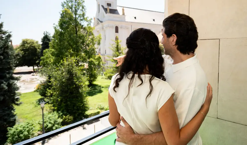 Aranyhomok Hotel Business & Relax Kecskem�t - Kedvezm�nyes �r csal�dok r�sz�reak teljes ell�t�ssal (1 �jt�l)