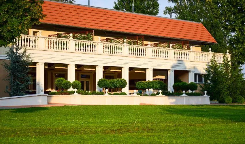 Arcanum Hotel Békéscsaba - Kedvezményes ár családok részéreak reggelis ellátással (1 éjtől)