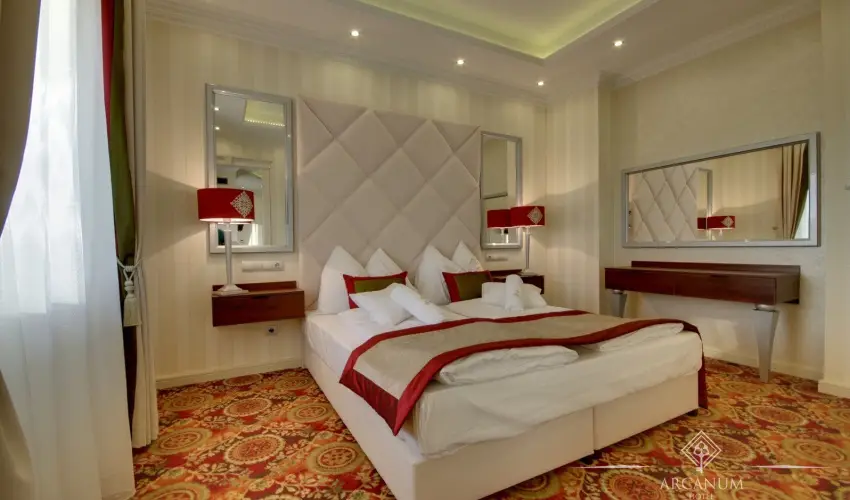 Arcanum Hotel Békéscsaba - Kedvezményes ár családok részéreak reggelis ellátással (1 éjtől)