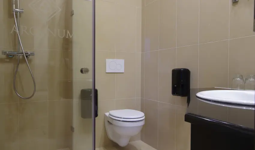 Arcanum Hotel B�k�scsaba - Fedezz�k fel B�k�scsab�t Munk�csy nyom�ban, f�rd�bel�p�vel (min. 2 �j)