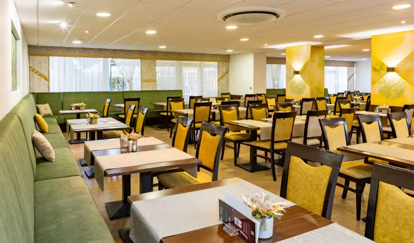 Art Hotel Zalakaros - Wellness a Csal�dnak (1 �jt�l)