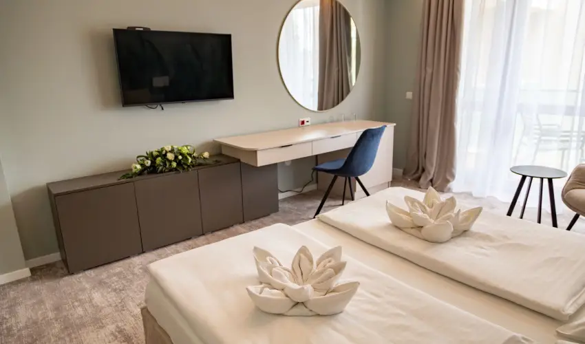 Hotel Atlantis Wellness & Conference Hajdszoboszl - Kedvezmnyes r flpanzis elltssal (min. 4 j)