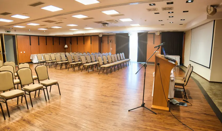 Hotel Atlantis Wellness & Conference Hajdszoboszl - Kedvezmnyes r flpanzis elltssal (min. 4 j)