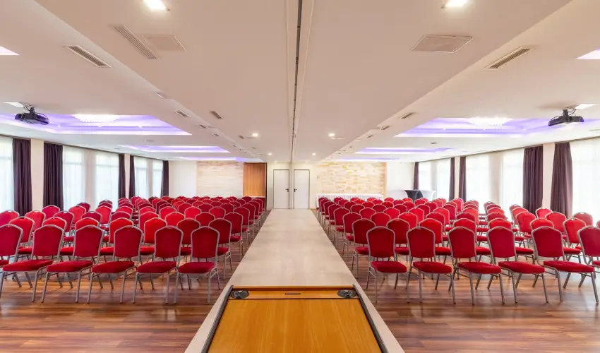 Aurora Hotel Miskolctapolca - Ajnlat flpanzis elltssal (min. 2 j)