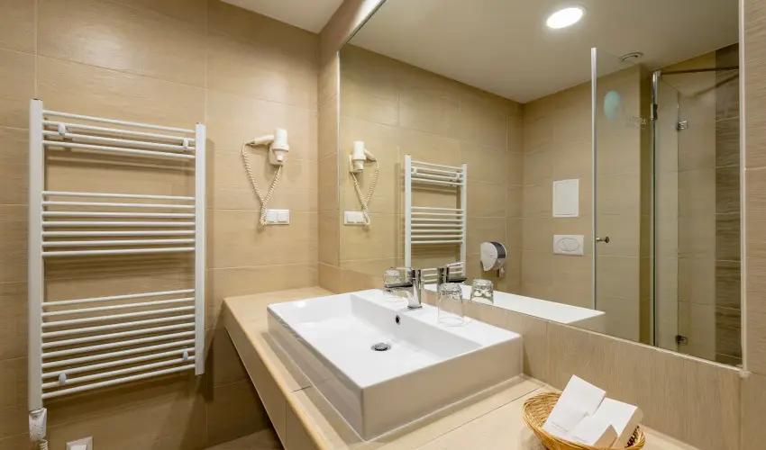 Aurora Hotel Miskolctapolca - Ajnlat flpanzis elltssal (min. 2 j)