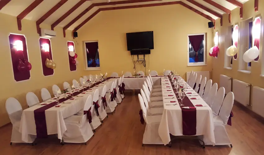 Bacchus Panzi Eger - Kedvezmnyes r csaldok rszreak reggelis elltssal (1 jtl)