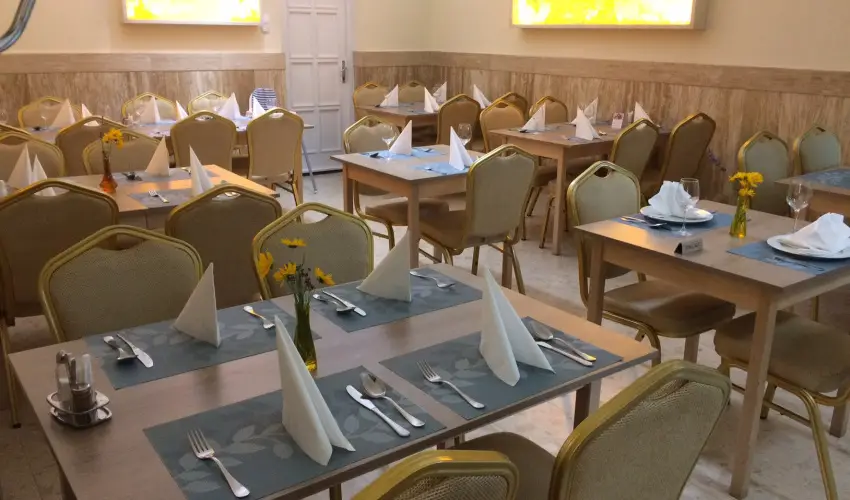 Bagolyvr Inrcs Inrcs - Wellness dls Budapest mellett (1 jtl)