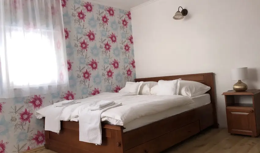 Bagolyvr Inrcs Inrcs - Wellness dls Budapest mellett (1 jtl)