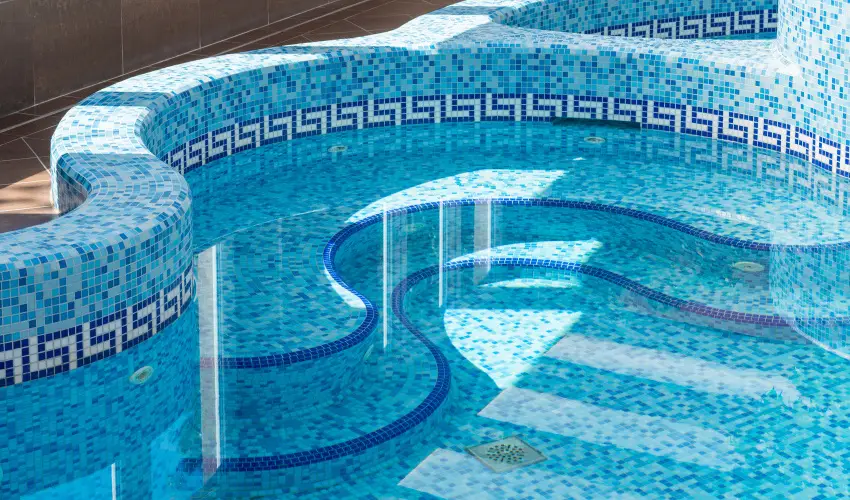 Bagolyvr Inrcs Inrcs - Wellness dls Budapest mellett (1 jtl)