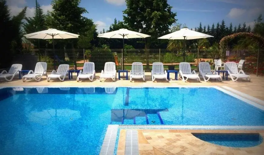 Bagolyvr Inrcs Inrcs - Wellness dls Budapest mellett (1 jtl)