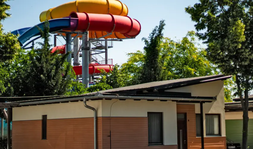 Barack Thermal Apartmanok Tiszakcske - Kedvezmnyes r csaldok rszreak a Natura apartmanban