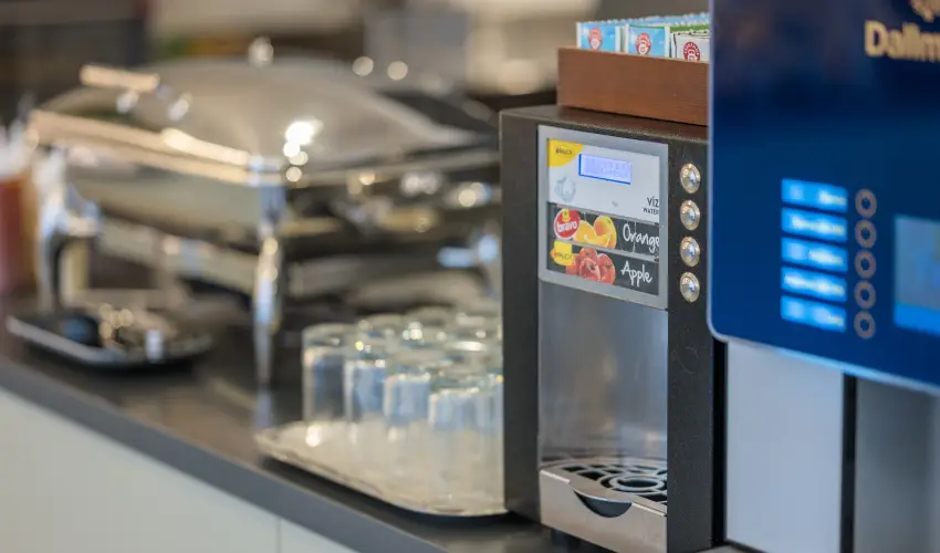 Baross City Hotel Budapest - Kedvezm�nyes aj�nlat reggelivel - teljes el�refizet�ssel