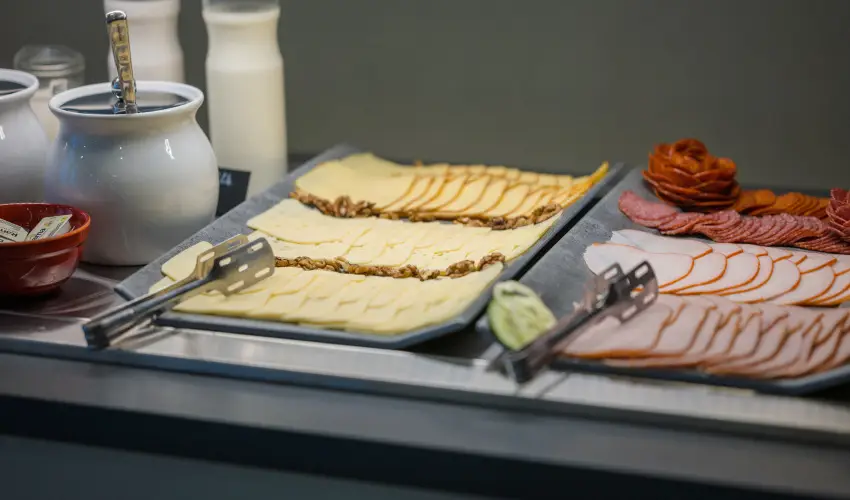 Baross City Hotel Budapest - Kedvezm�nyes aj�nlat reggelivel - teljes el�refizet�ssel