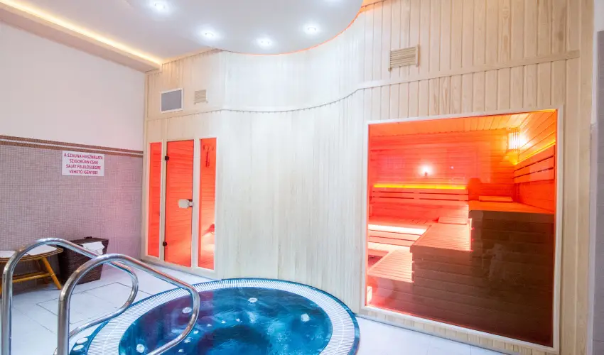 Batthy�ny Kast�lysz�ll� Zalacs�ny - Kedvezm�nyes �r csal�dok r�sz�reak f�lpanzi�s ell�t�ssal (1 �jt�l)