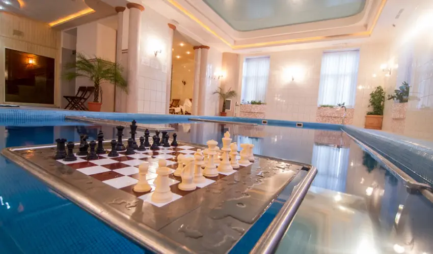 Batthy�ny Kast�lysz�ll� Zalacs�ny - Kedvezm�nyes �r csal�dok r�sz�reak f�lpanzi�s ell�t�ssal (1 �jt�l)