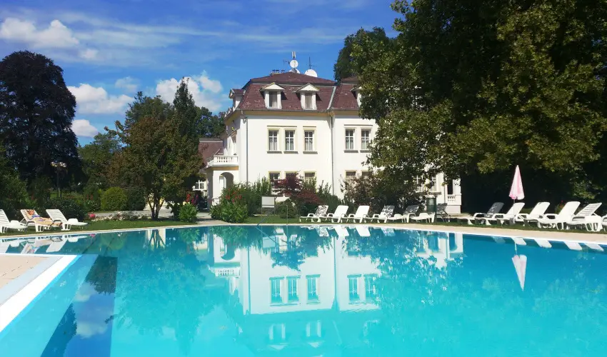 Batthy�ny Kast�lysz�ll� Zalacs�ny - Kedvezm�nyes �r csal�dok r�sz�reak f�lpanzi�s ell�t�ssal (1 �jt�l)