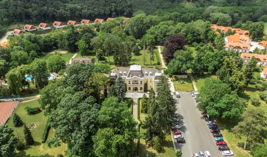 Batthy�ny Kast�lysz�ll� Zalacs�ny - Kedvezm�nyes �r csal�dok r�sz�reak f�lpanzi�s ell�t�ssal (1 �jt�l)