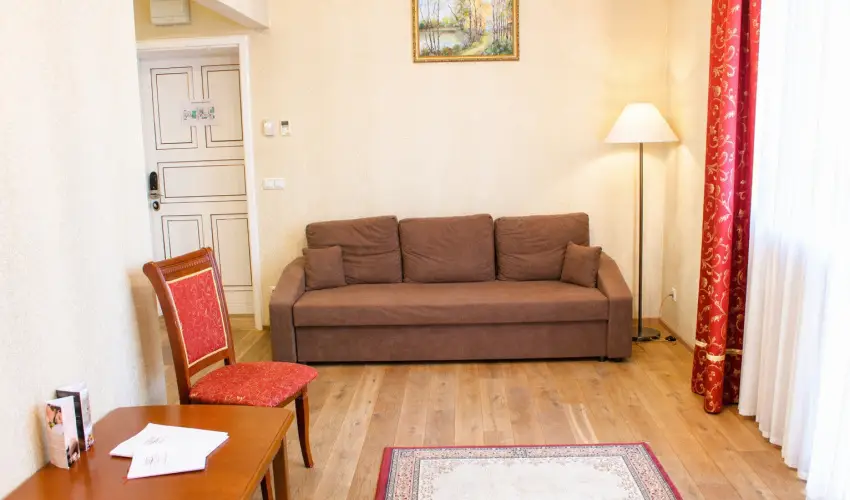 Batthy�ny Kast�lysz�ll� Zalacs�ny - F�lpanzi�s aj�nlat (1 �jt�l)