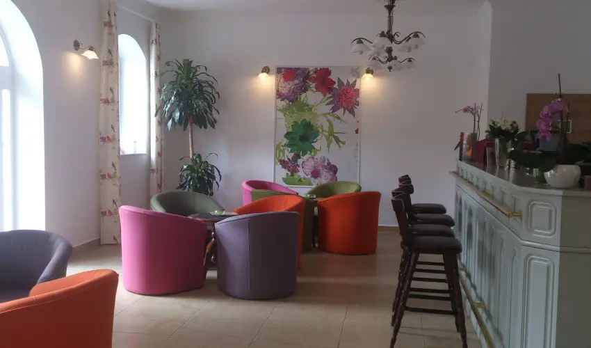 Batthy�ny K�ria Zalacs�ny - Kedvezm�nyes �r csal�dok r�sz�reak f�lpanzi�s ell�t�ssal (1 �jt�l)