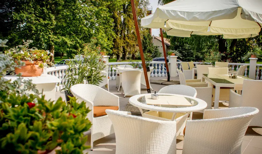 Batthy�ny K�ria Zalacs�ny - Kedvezm�nyes �r csal�dok r�sz�reak f�lpanzi�s ell�t�ssal (1 �jt�l)