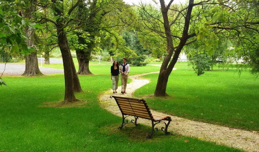 Batthy�ny K�ria Zalacs�ny - Kedvezm�nyes �r csal�dok r�sz�reak f�lpanzi�s ell�t�ssal (1 �jt�l)