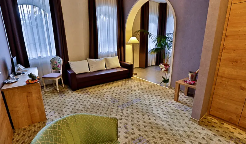 Batthy�ny K�ria Zalacs�ny - Kedvezm�nyes �r csal�dok r�sz�reak f�lpanzi�s ell�t�ssal (1 �jt�l)