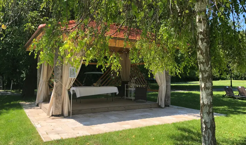 Batthy�ny K�ria Zalacs�ny - Kedvezm�nyes �r csal�dok r�sz�reak f�lpanzi�s ell�t�ssal (1 �jt�l)