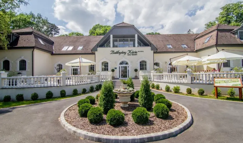 Batthy�ny K�ria Zalacs�ny - Kedvezm�nyes �r csal�dok r�sz�reak f�lpanzi�s ell�t�ssal (1 �jt�l)