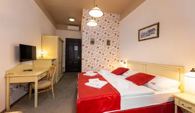 Bazilika alatti Panzi Esztergom