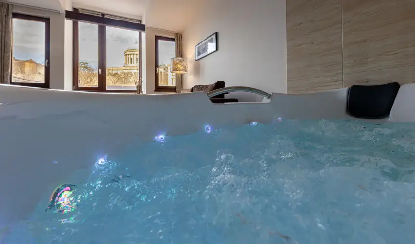 Bazilika alatti Panzi Esztergom - szi-tli feltltds teljes elltssal a Bazilika szomszdsgban (min. 2 j)