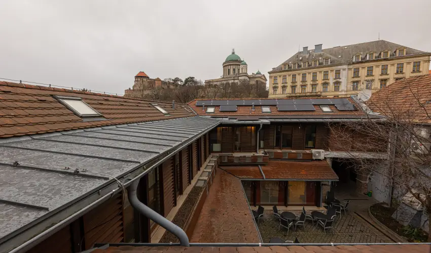 Bazilika alatti Panzi Esztergom - szi-tli feltltds teljes elltssal a Bazilika szomszdsgban (min. 2 j)